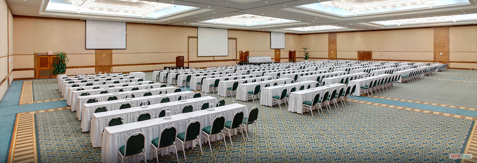SALON HILTON